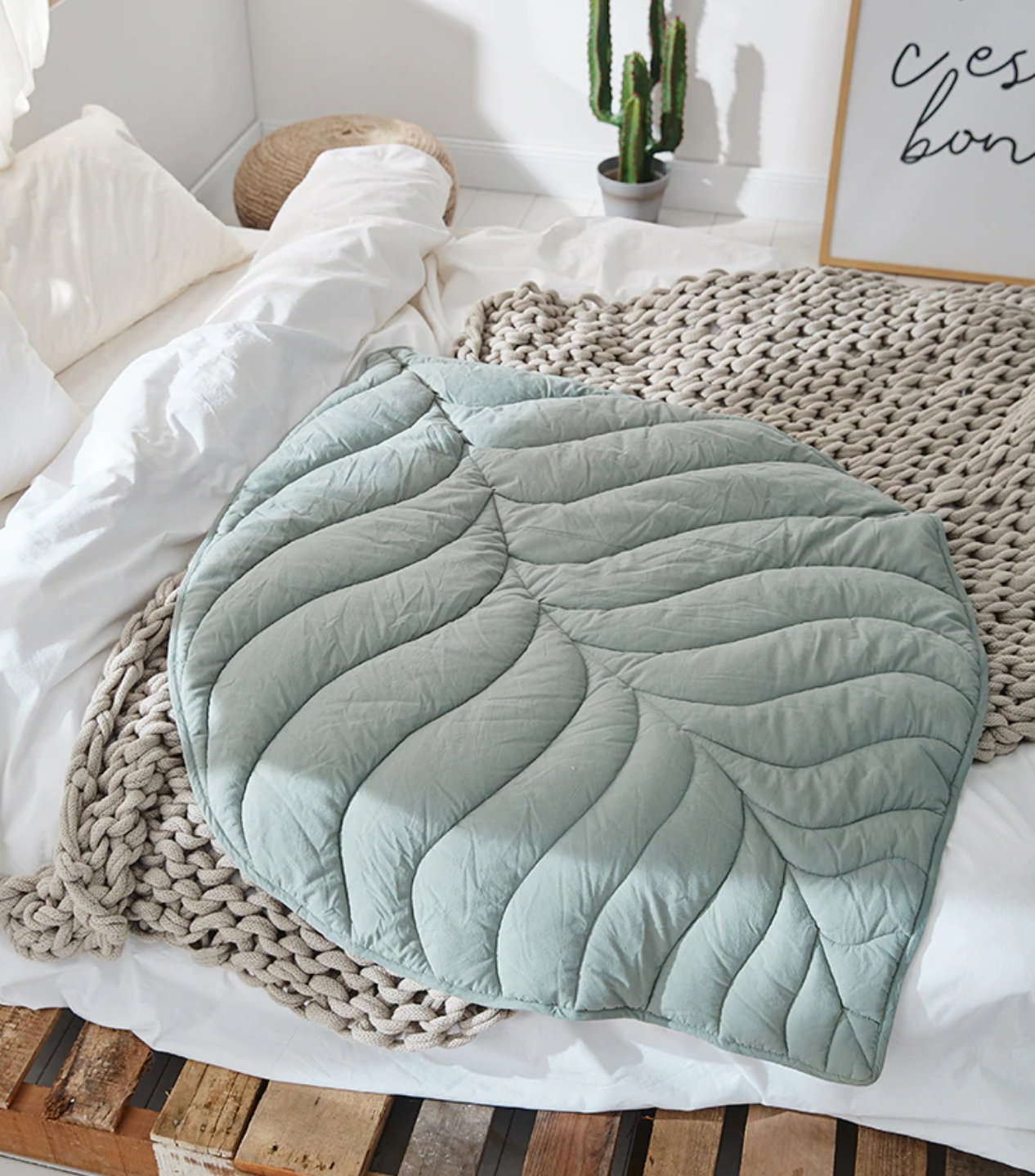 Leafy Play Mat Bunnito