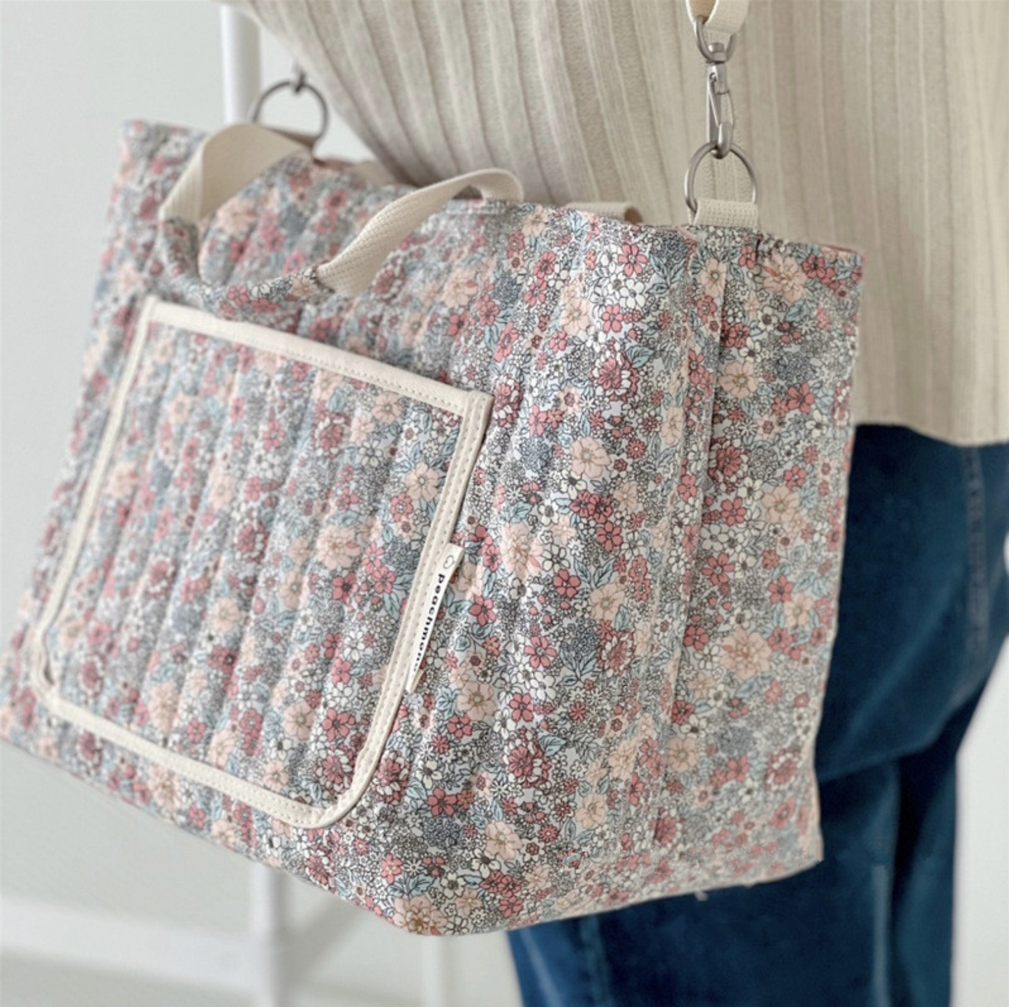 Flower Space Changing Bag Bunnito