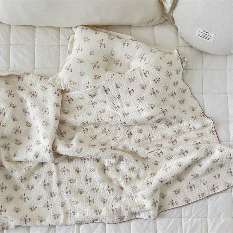Floral Muslin Pillow & Blanket Set Bunnito