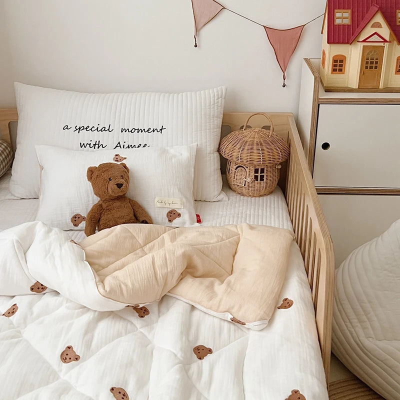 LOVELY LUXE WINTER QUILT Bunnito