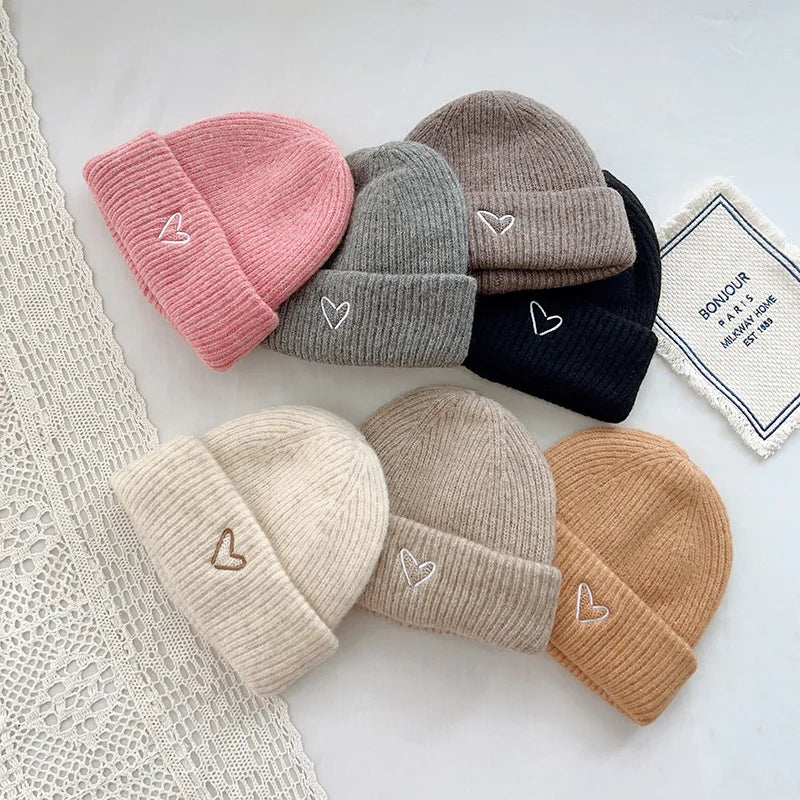 Soft Wool Embroidery Heart Beanie Bunnito