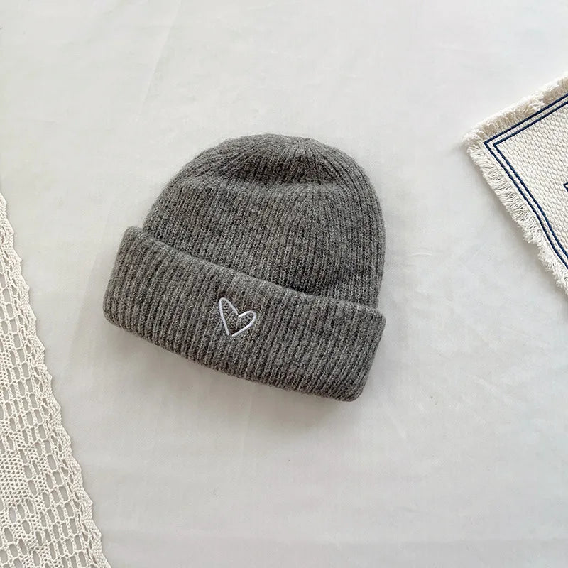 Soft Wool Embroidery Heart Beanie Bunnito