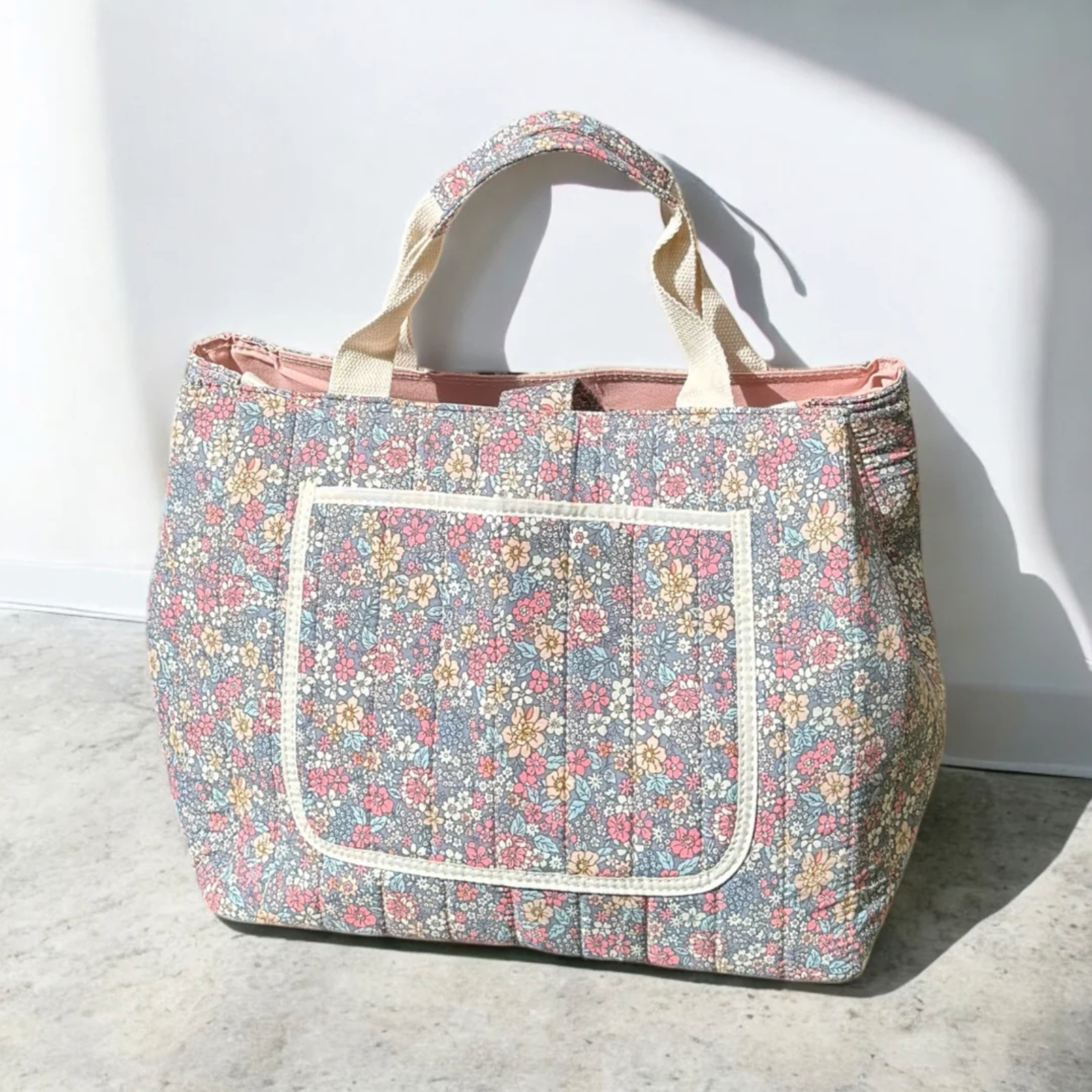 Flower Space Changing Bag Bunnito