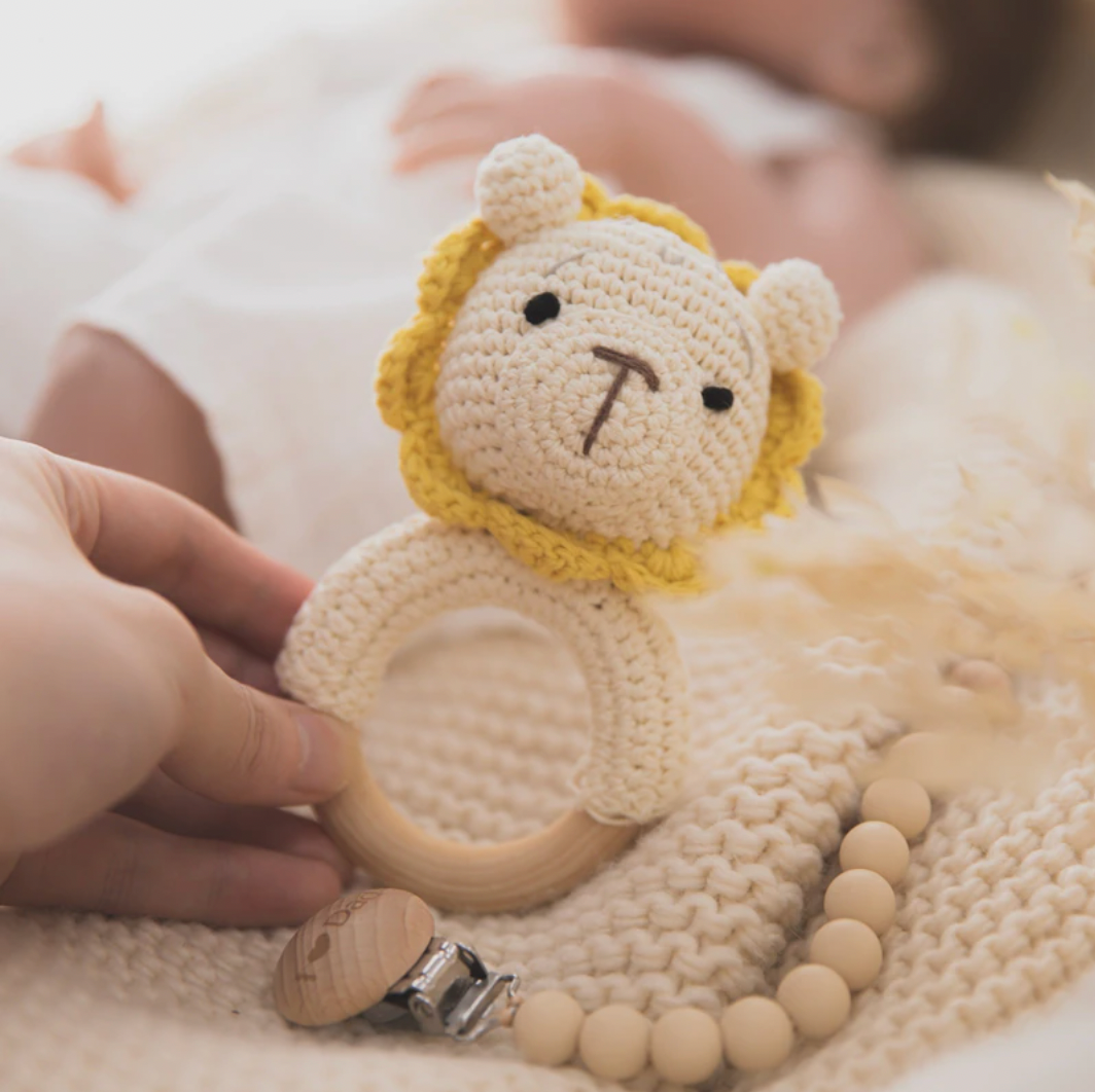 Handmade Lion Crochet Rattle Bunnito